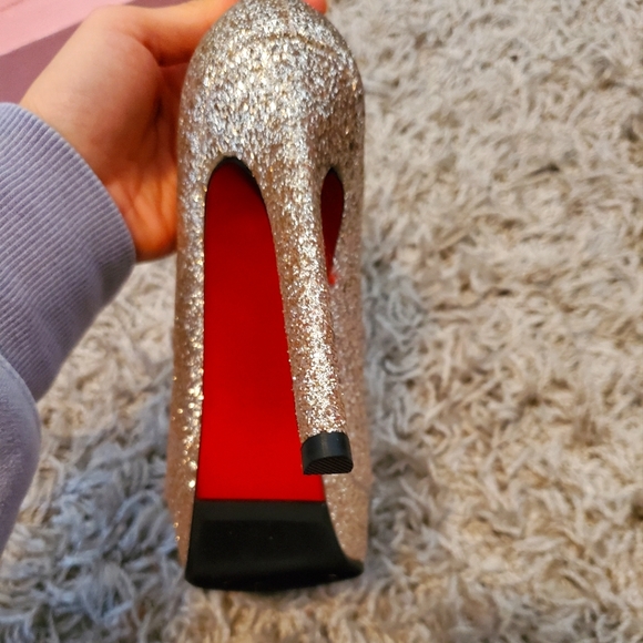 Gold Sparkly Heels - Picture 3 of 3